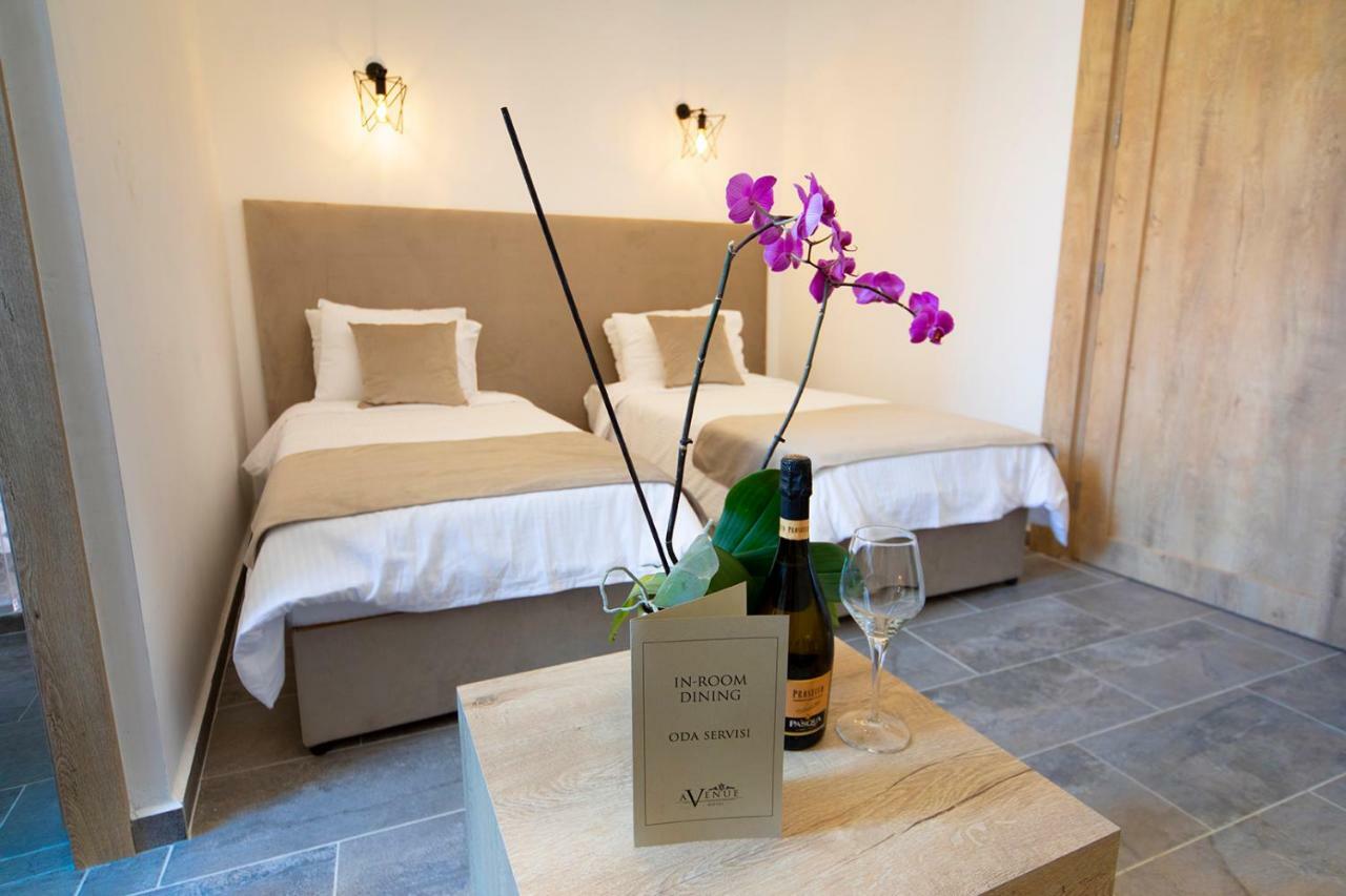 Avenue Hotel كيرينيا المظهر الخارجي الصورة